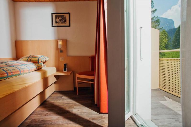 Hotel Des Alpes Kandersteg Chambre photo